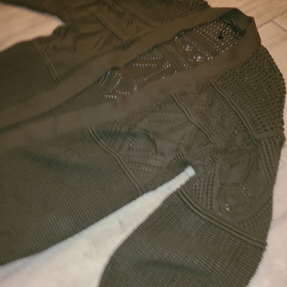 Express Cardigan - Picture 2 of 5